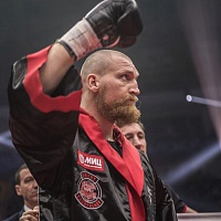 Дмитрий Кудряшов одержал досрочную победу над Барраганом