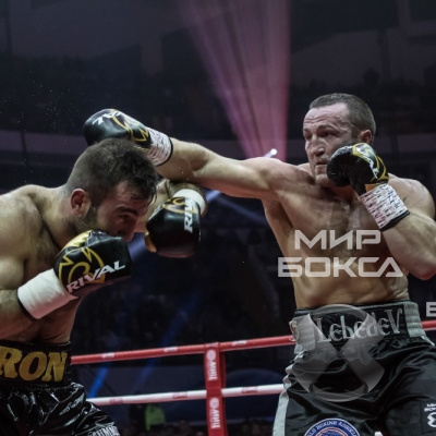 Фотогалерея боксёрского шоу в Москве